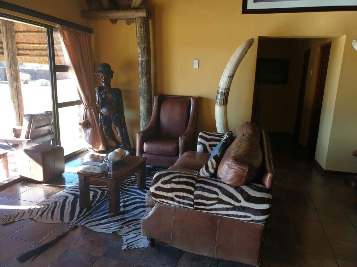 Wag N Bietjie Bush Lodge Heuningneskloof Esterno foto