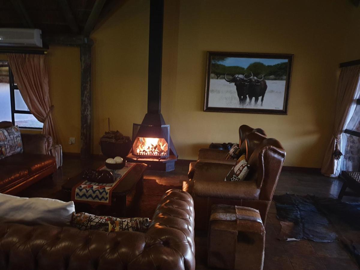 Wag N Bietjie Bush Lodge Heuningneskloof Esterno foto
